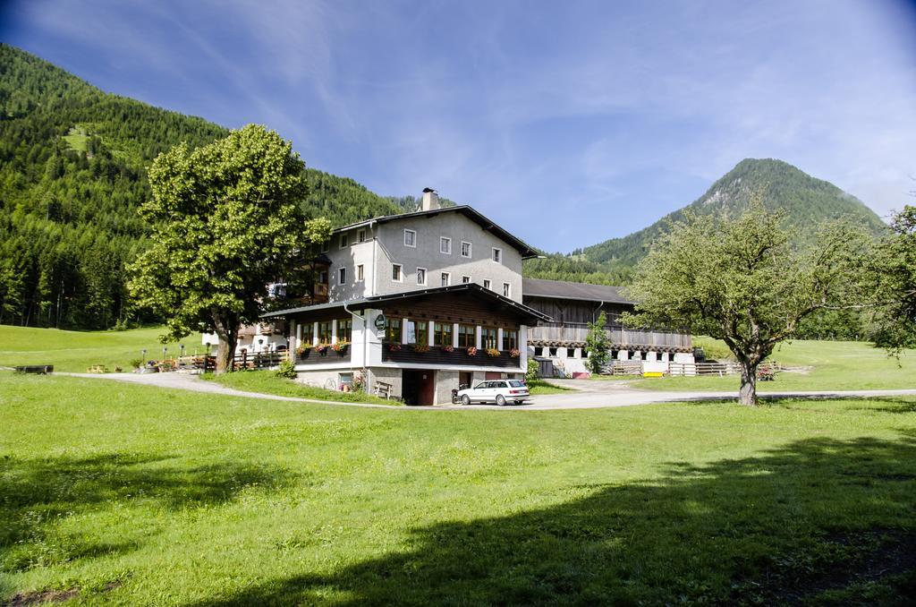 ホテルLandgasthof Kreithof Tristach エクステリア 写真