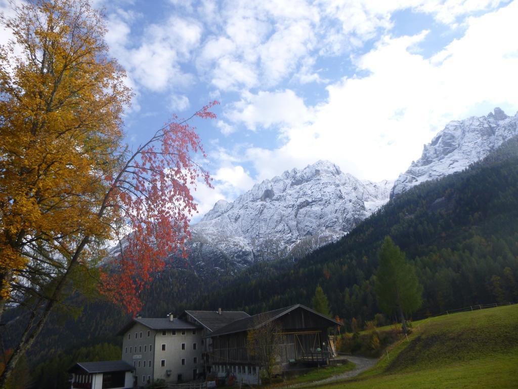 ホテルLandgasthof Kreithof Tristach エクステリア 写真